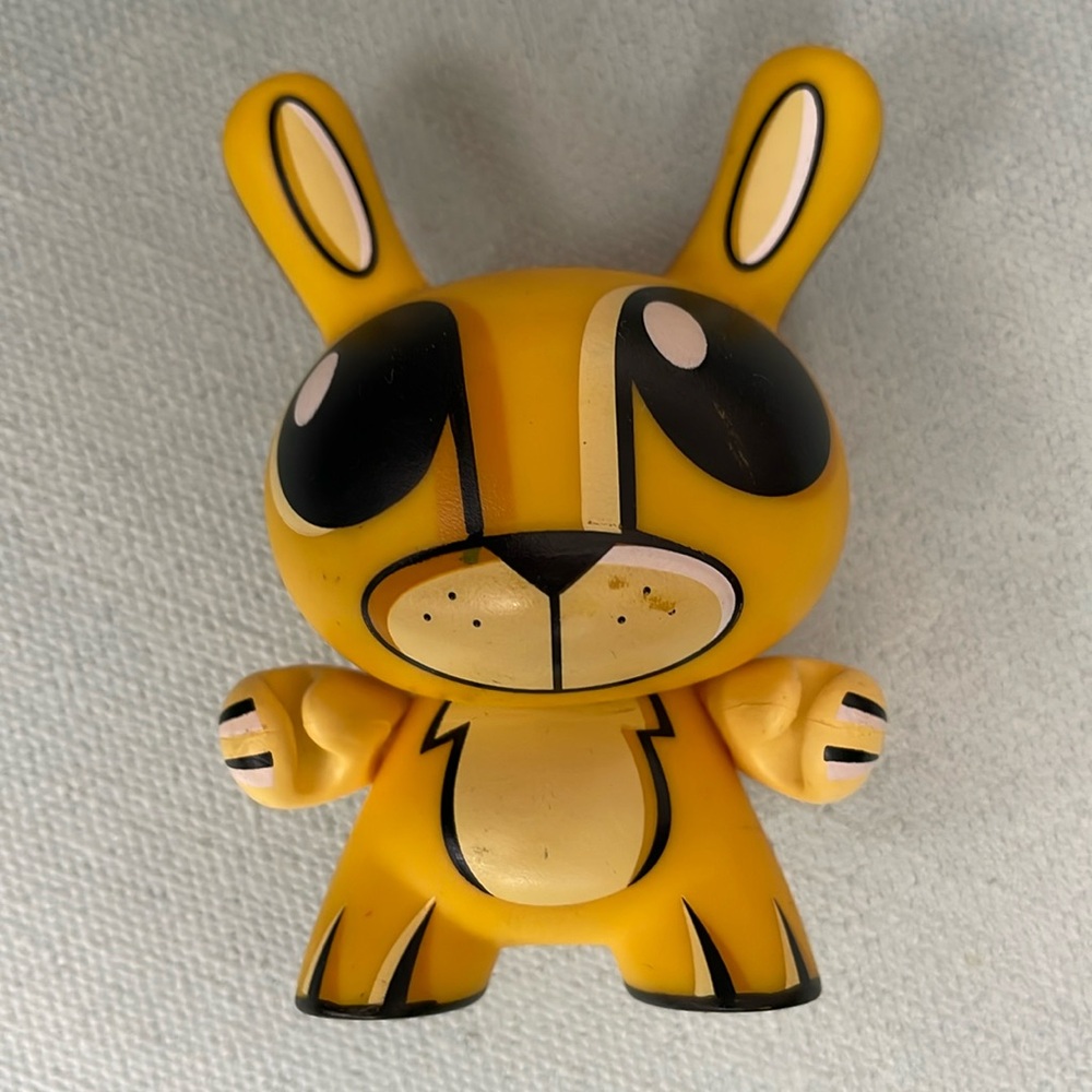 Kidrobot Dunny La Series Joe Ledbetter Figure 2005 - image 2
